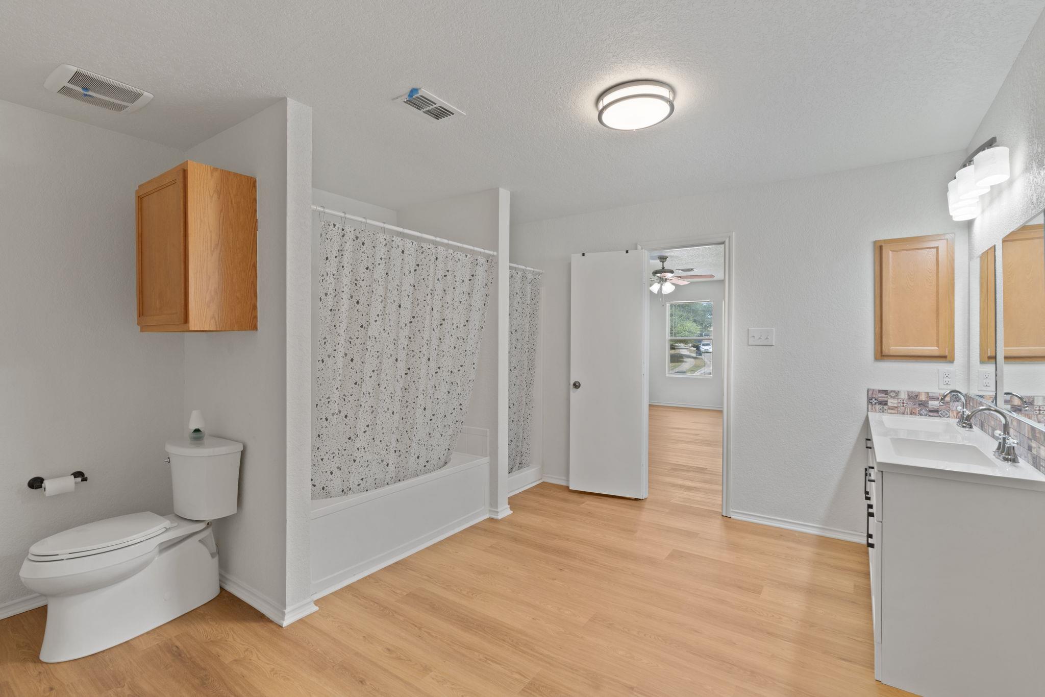 Image 22 of 40 For 501 Gatewood Briar