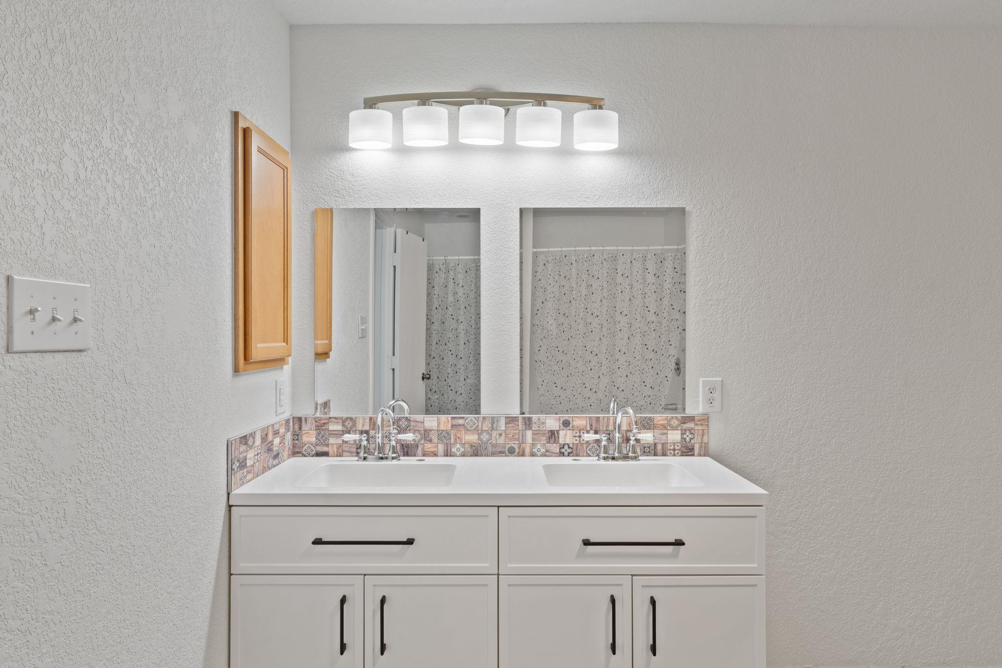 Image 23 of 40 For 501 Gatewood Briar