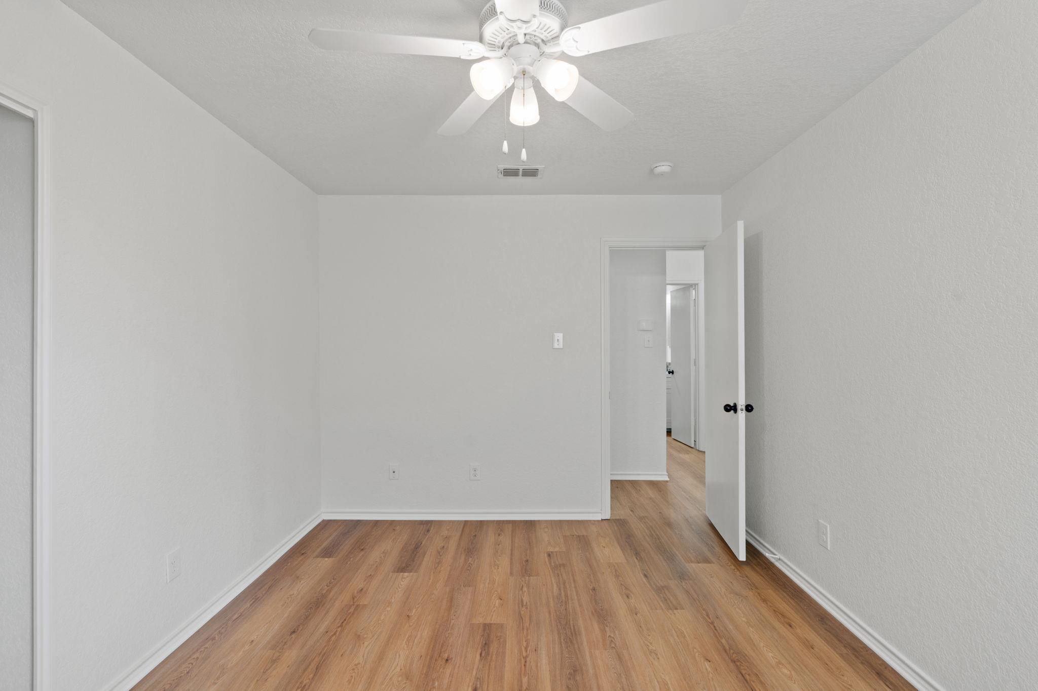 Image 28 of 40 For 501 Gatewood Briar