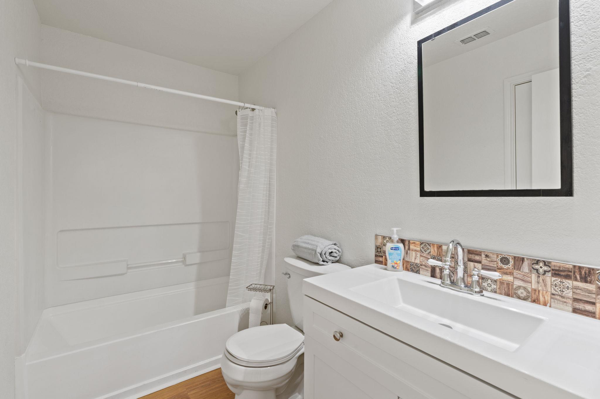 Image 32 of 40 For 501 Gatewood Briar