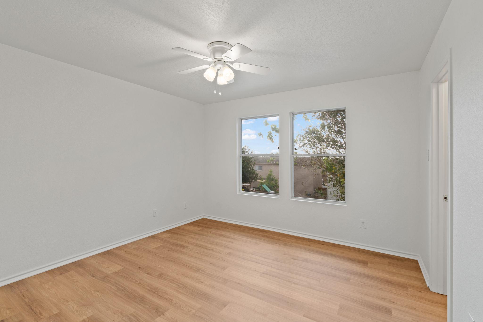 Image 34 of 40 For 501 Gatewood Briar