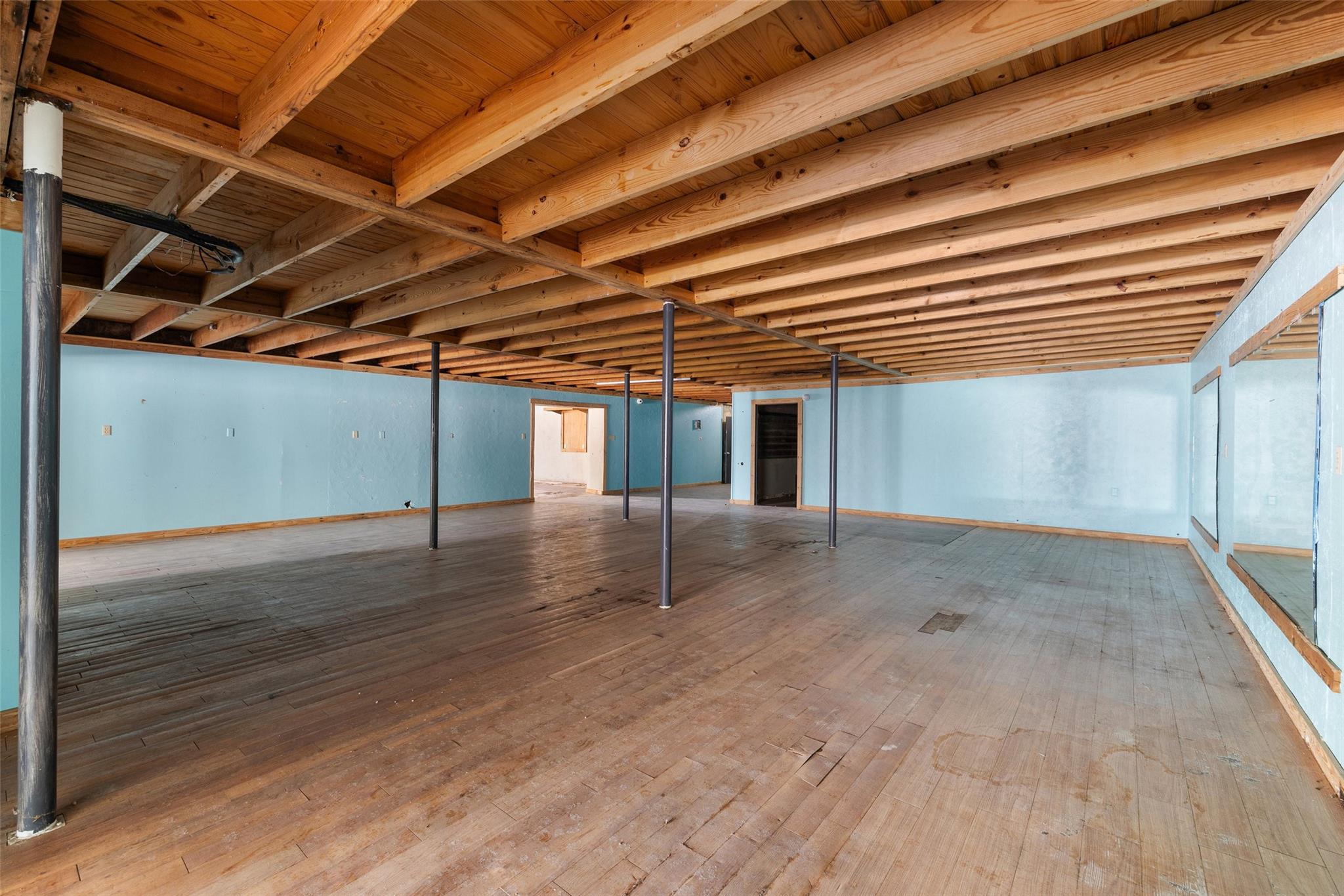 Image 11 of 30 For 112 Main St 