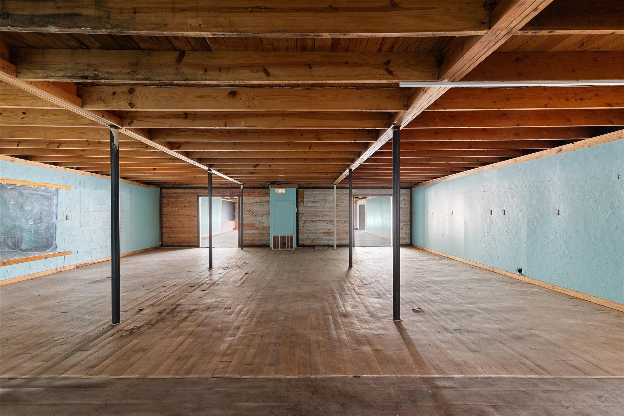 Image 14 of 30 For 112 Main St 