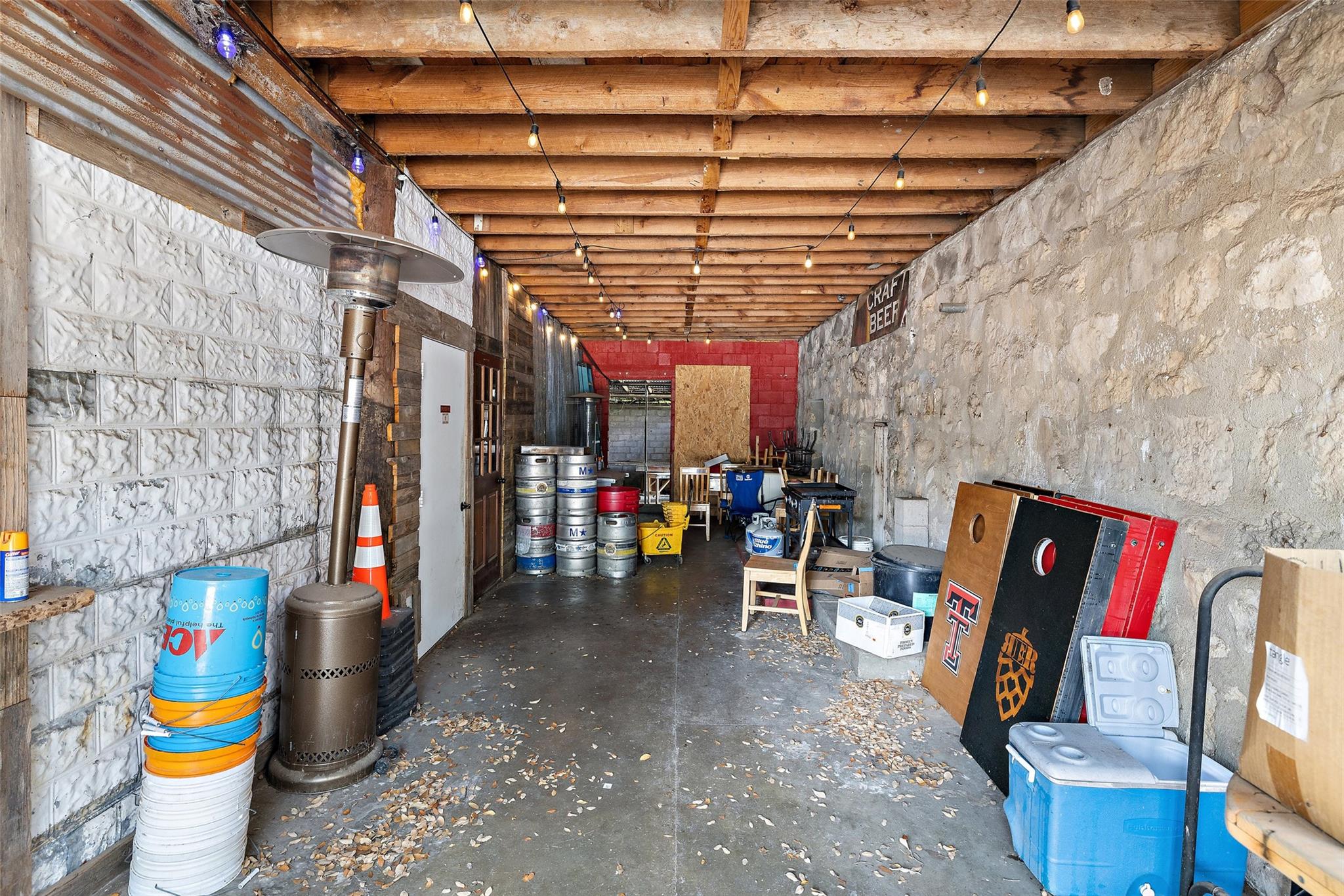 Image 22 of 30 For 112 Main St 