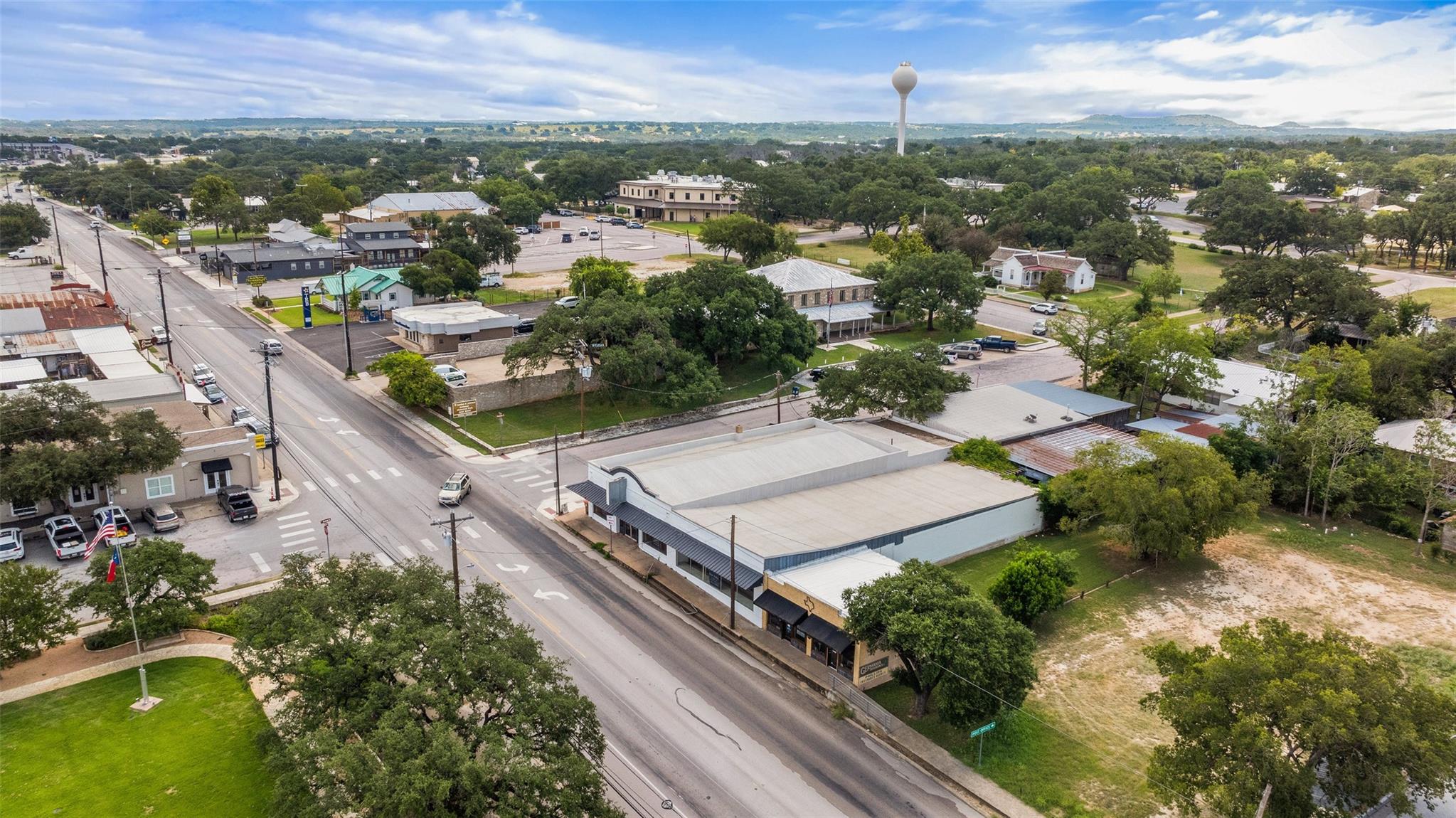 Image 29 of 30 For 112 Main St 