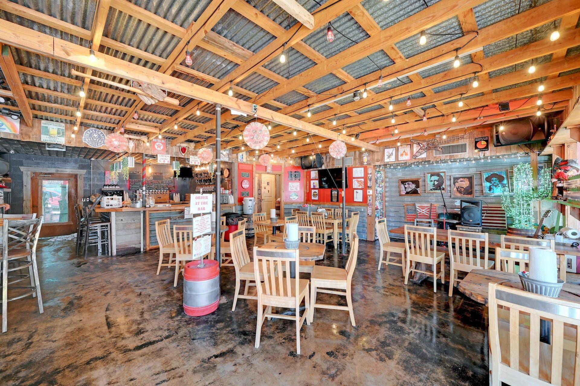 Image 4 of 30 For 112 Main St 