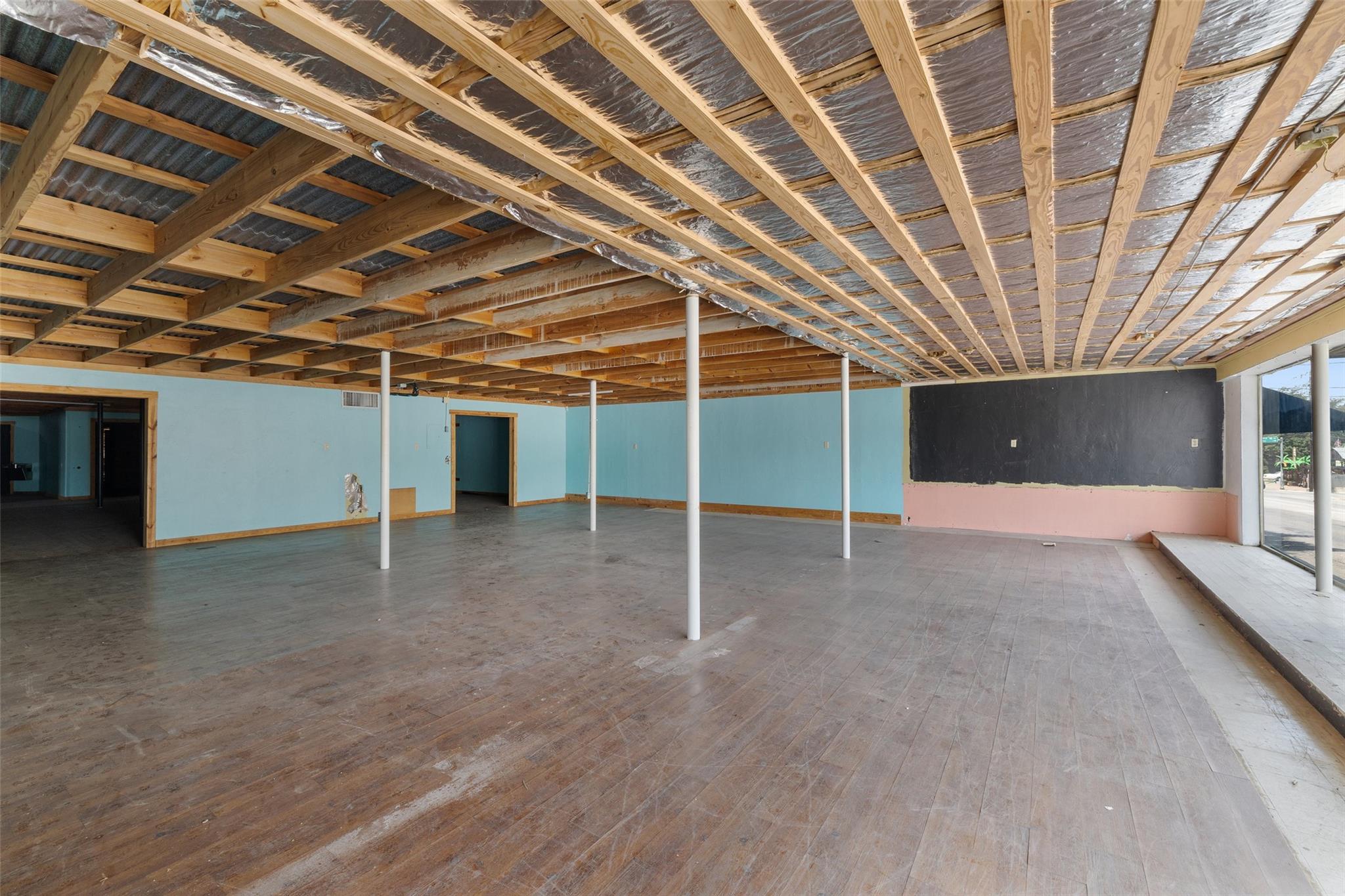 Image 9 of 30 For 112 Main St 