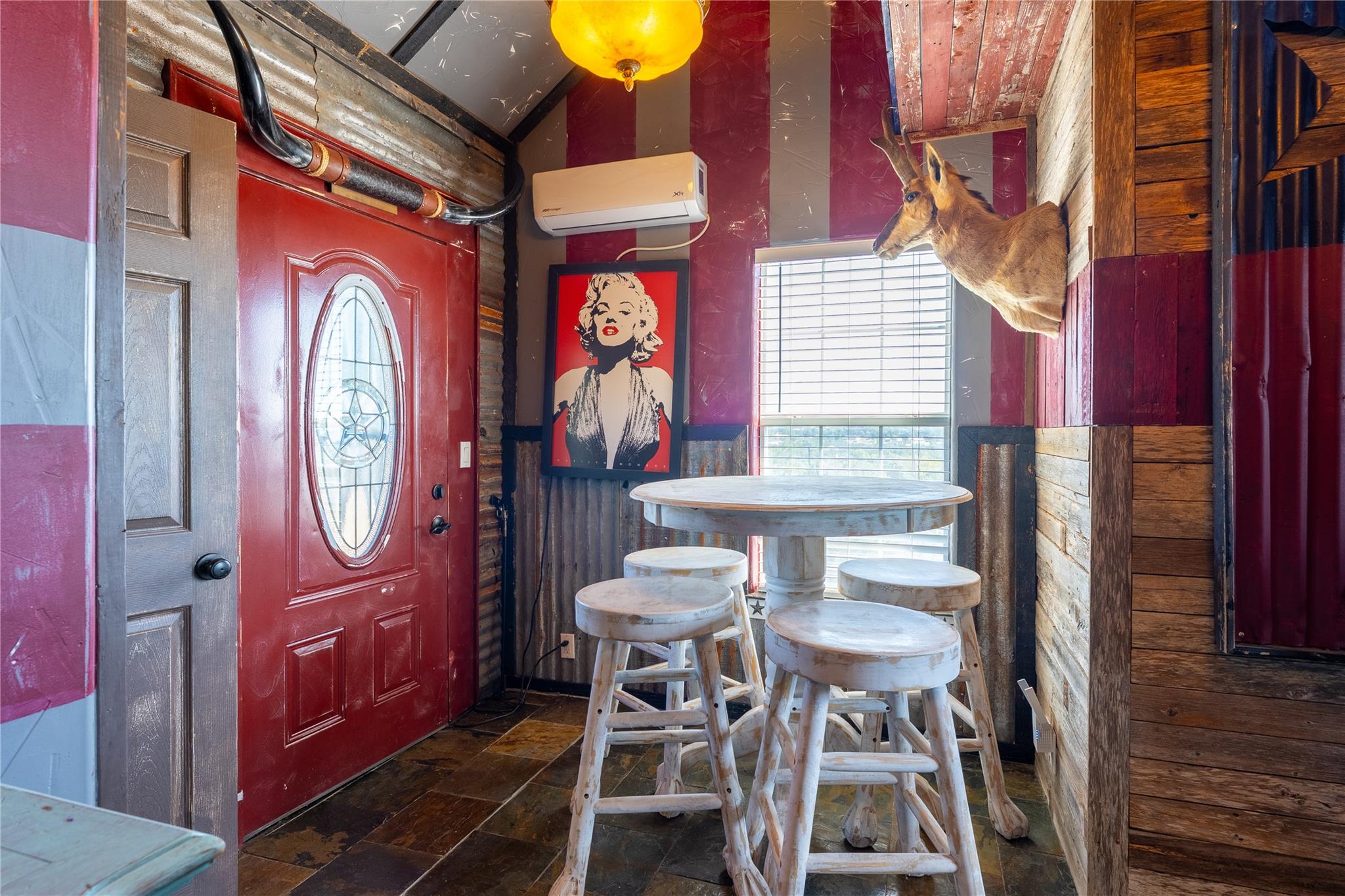 Image 21 of 39 For 3050 Contour Dr