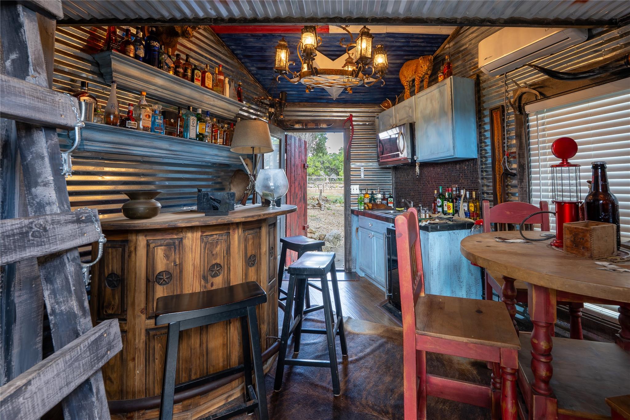 Image 26 of 39 For 3050 Contour Dr