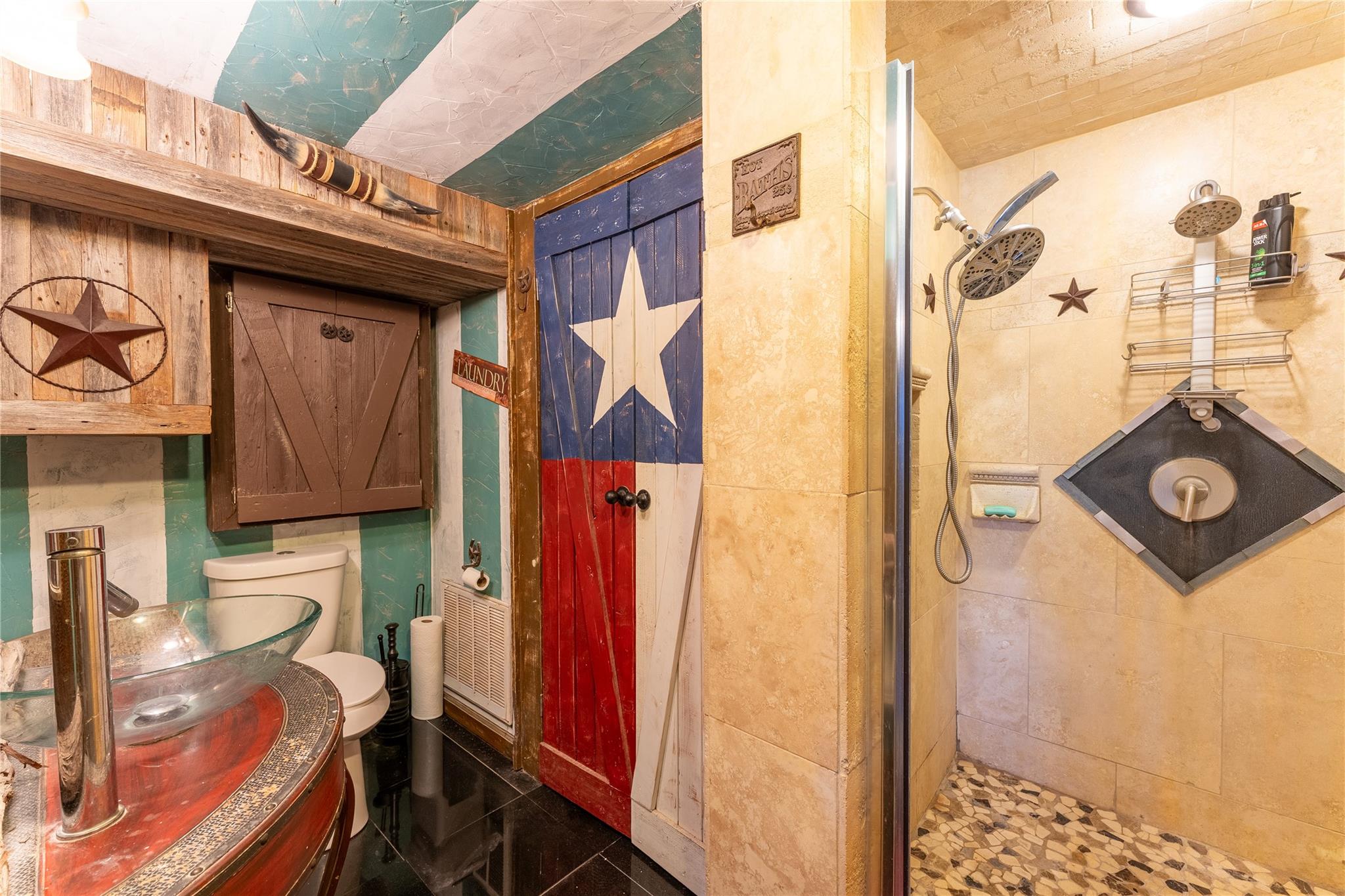 Image 5 of 39 For 3050 Contour Dr