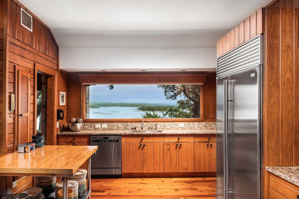 Image 6 of 37 For 4424 Eck Ln 