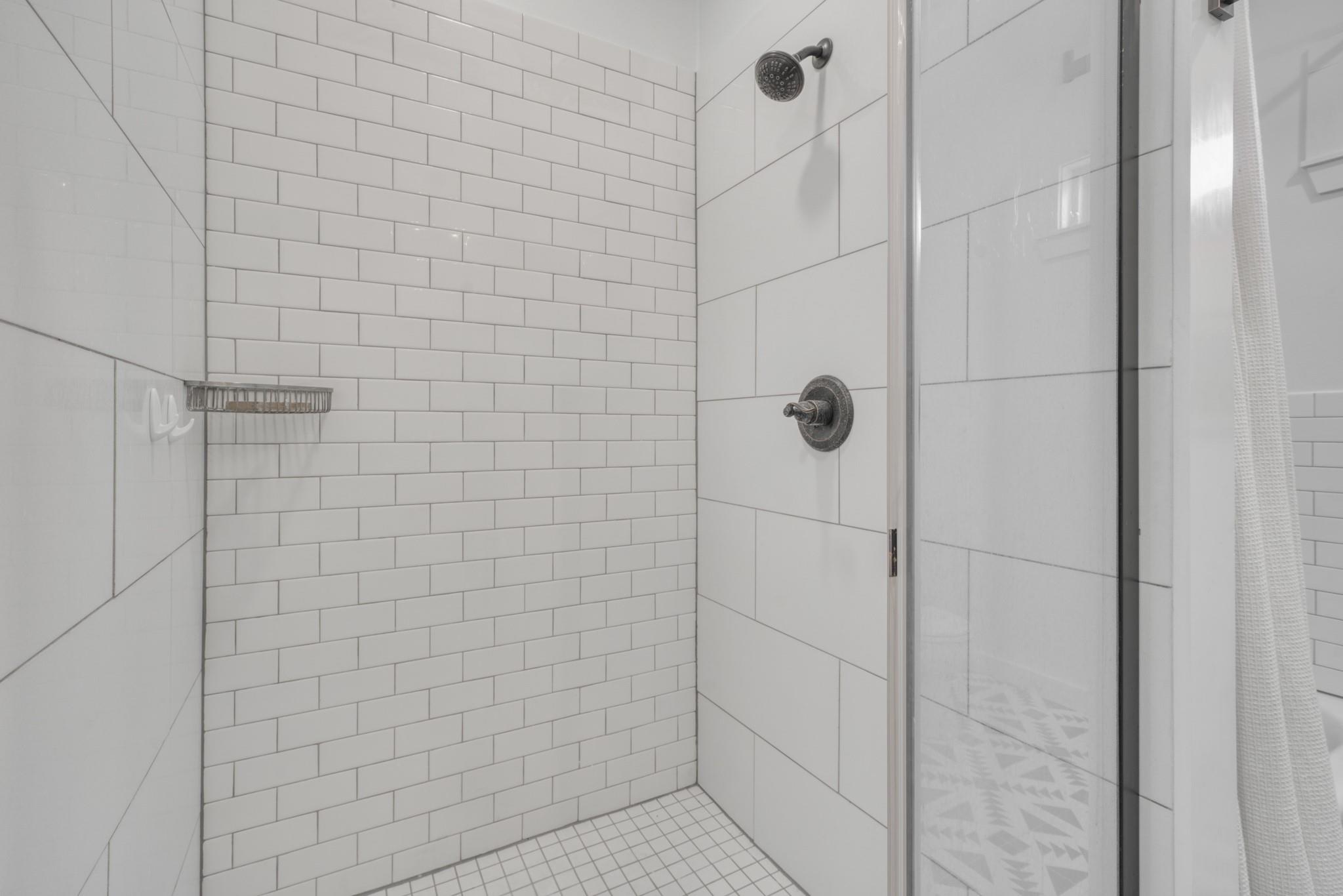 Image 17 of 33 For 1524 Highway 159 W