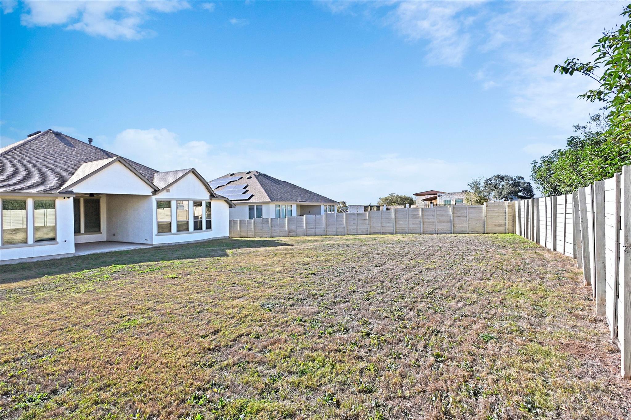 Image 29 of 32 For 588 Vale Ct 