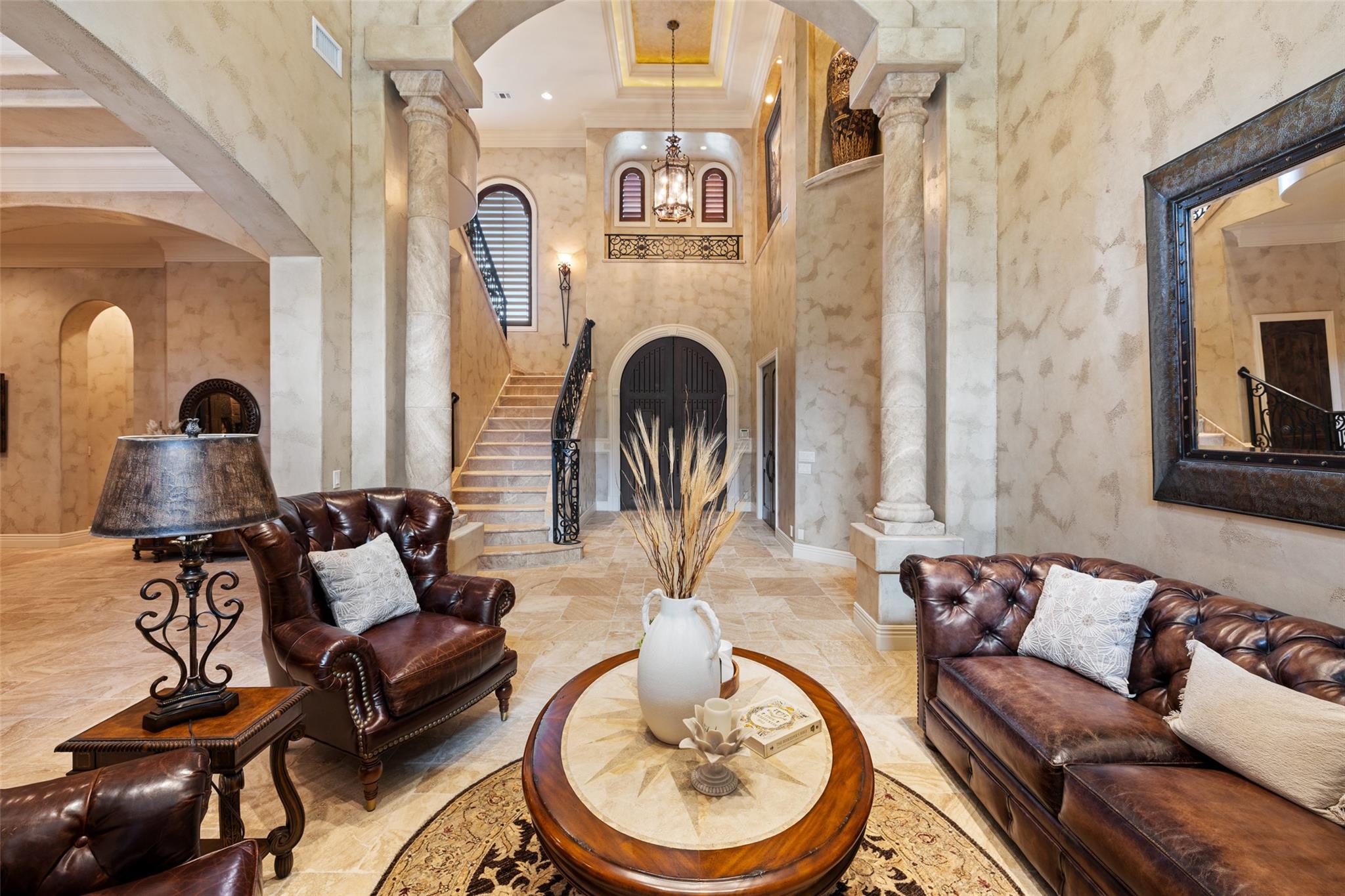 Image 6 of 40 For 210 Costa Bella Dr