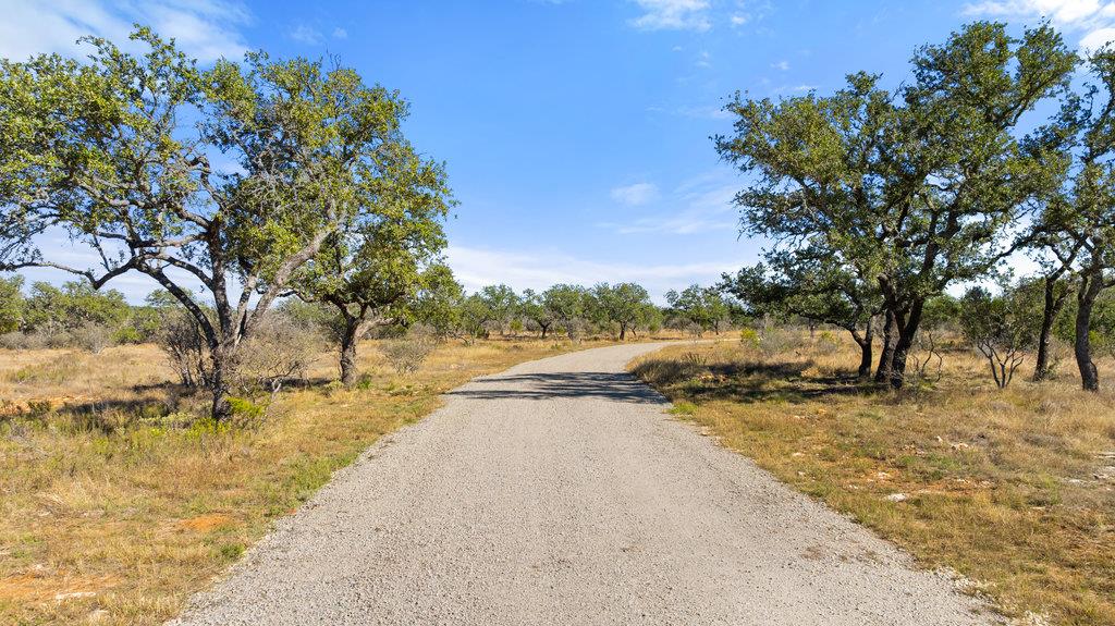 Image 15 of 25 For 1594 Ranch Road 1320