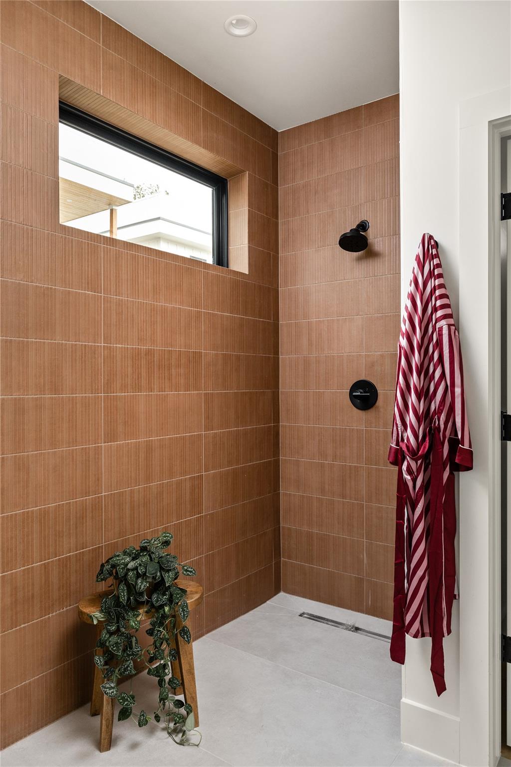 Image 24 of 40 For 4416 1st St 2