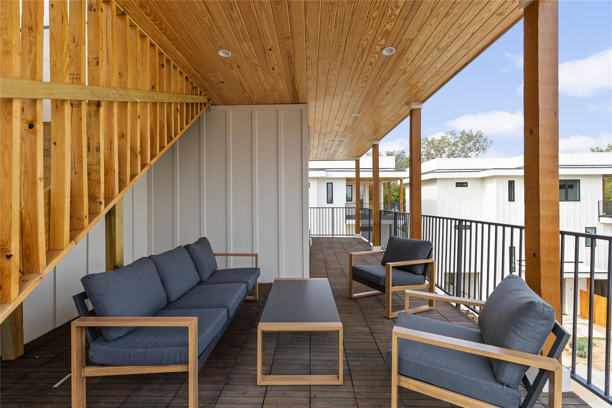 Image 34 of 40 For 4416 1st St 2