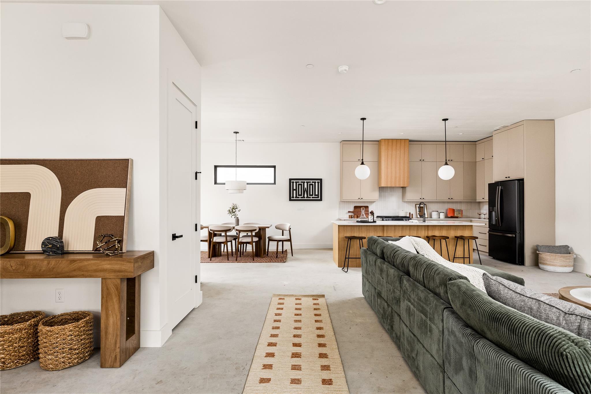 Image 4 of 40 For 4416 1st St 2