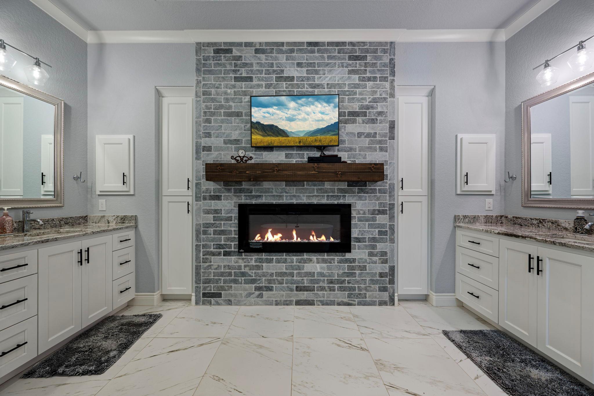 Image 18 of 40 For 864 Coyote Ridge Dr