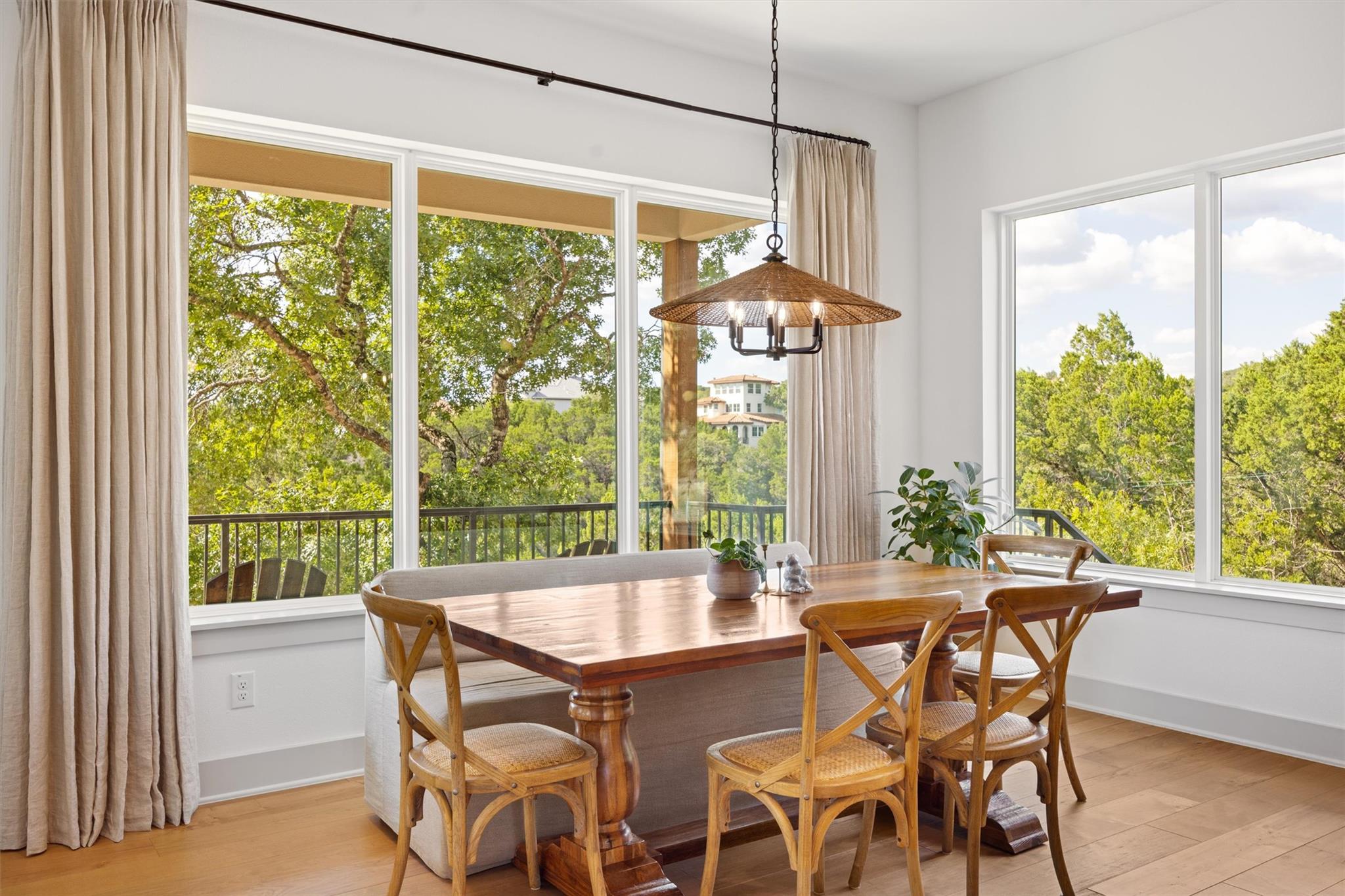 Image 11 of 40 For 7308 Admirals Park Dr