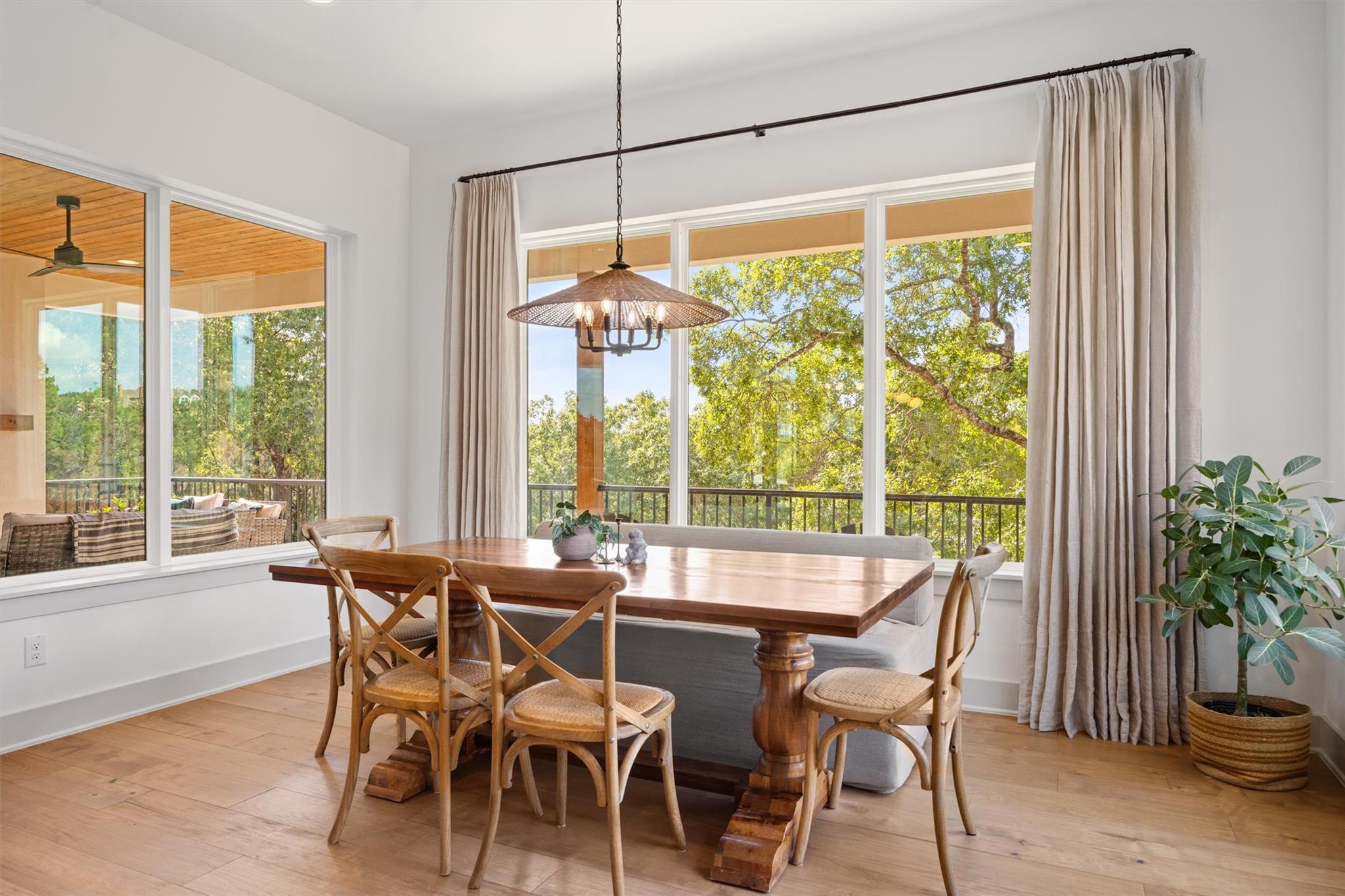 Image 12 of 40 For 7308 Admirals Park Dr