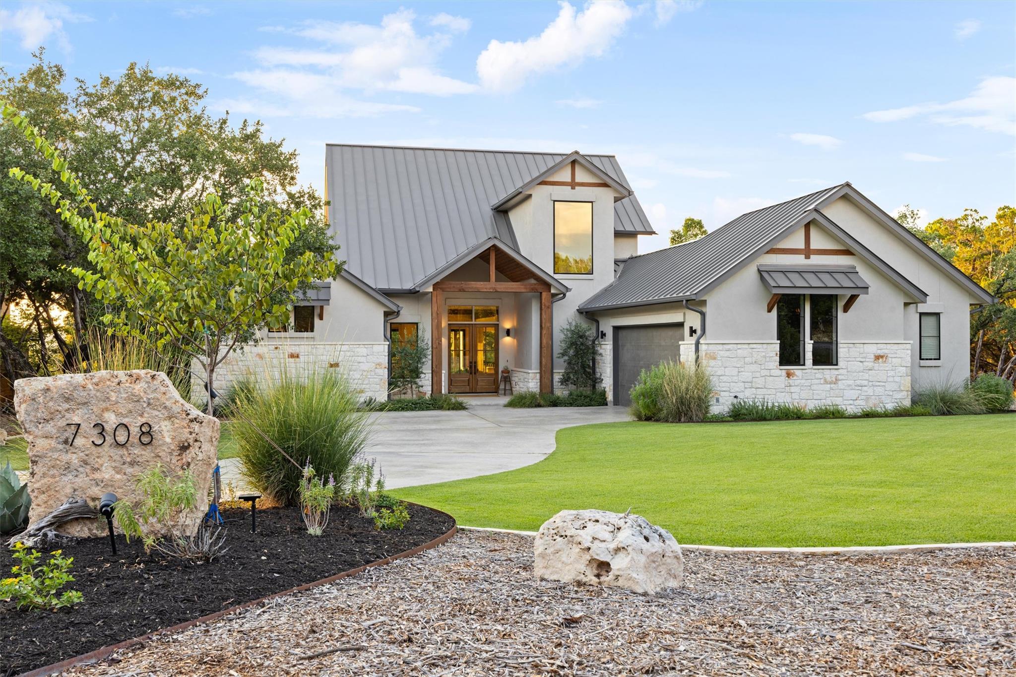 Image 2 of 40 For 7308 Admirals Park Dr