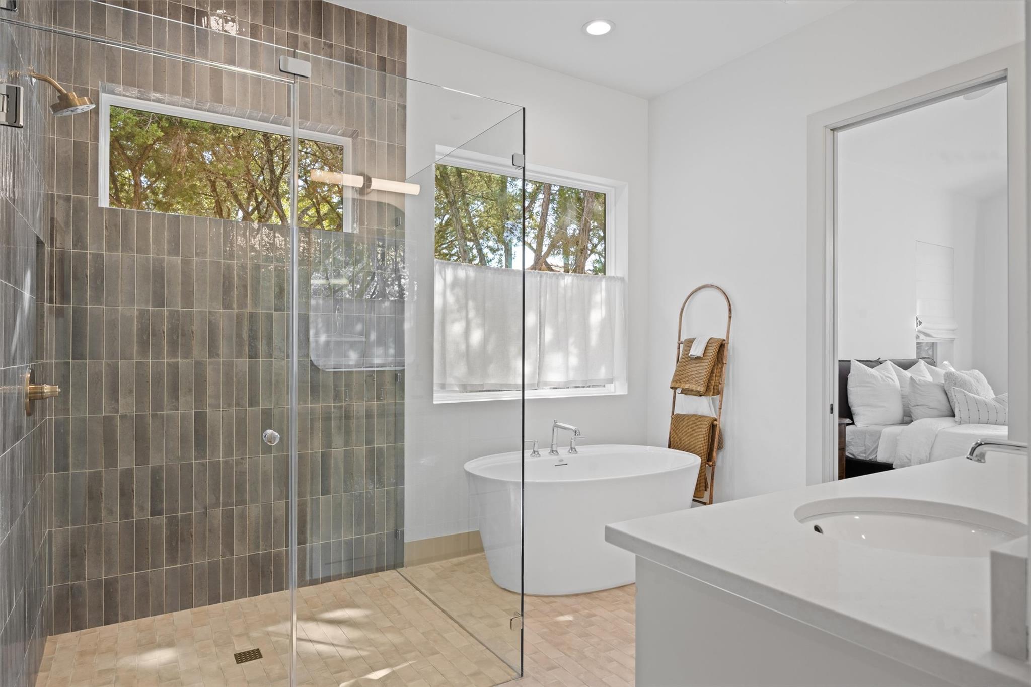 Image 21 of 40 For 7308 Admirals Park Dr