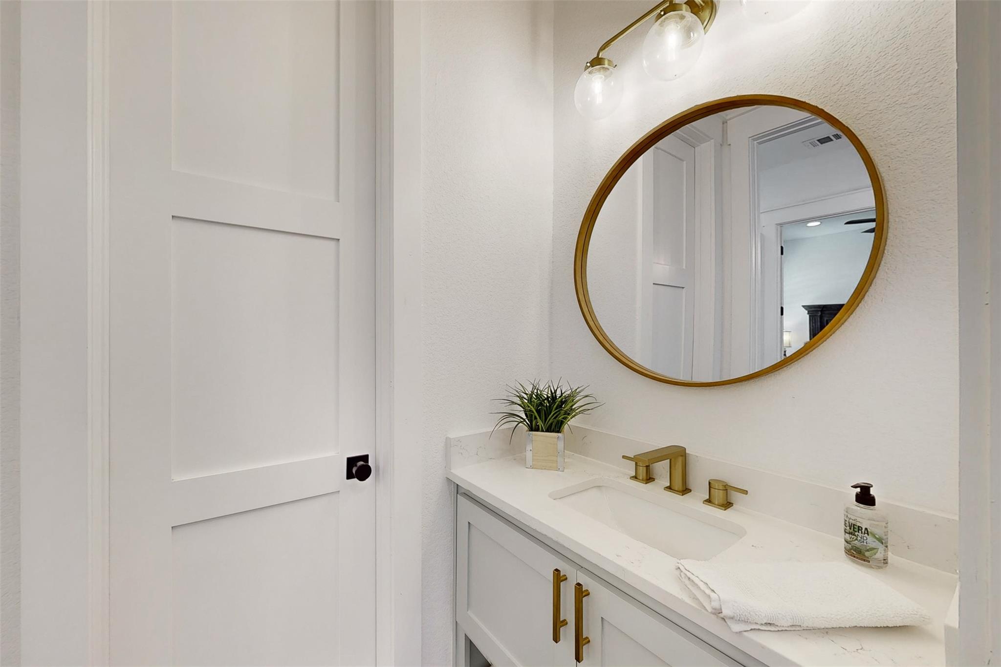 Image 24 of 40 For 1981 County Road 202