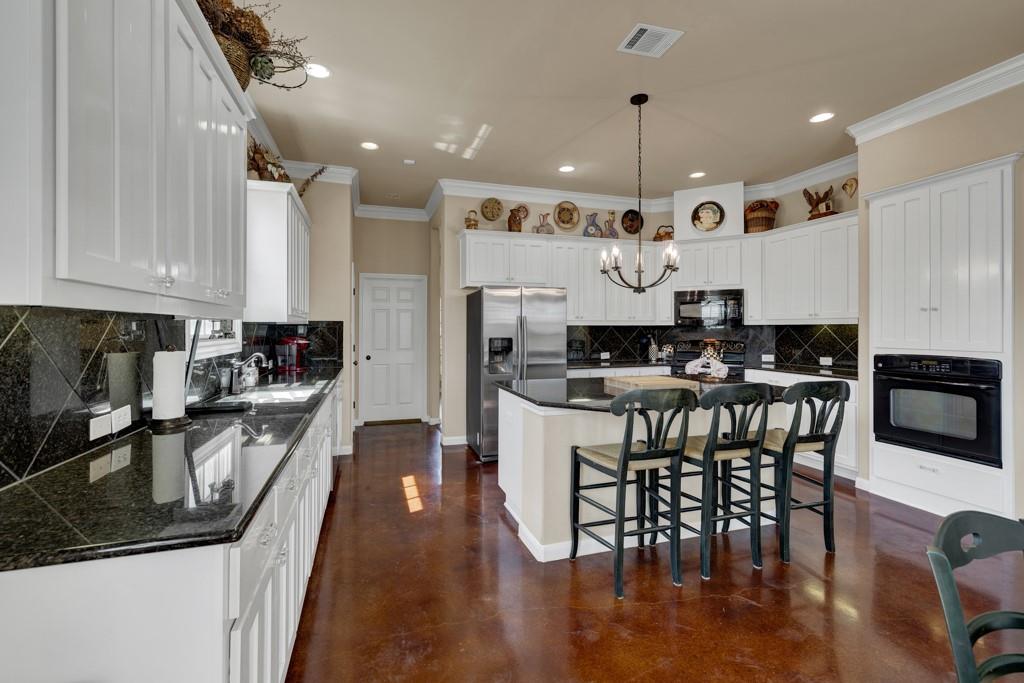 Image 23 of 40 For 120 Oak Hideaway Dr
