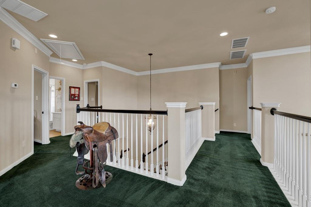 Image 31 of 40 For 120 Oak Hideaway Dr