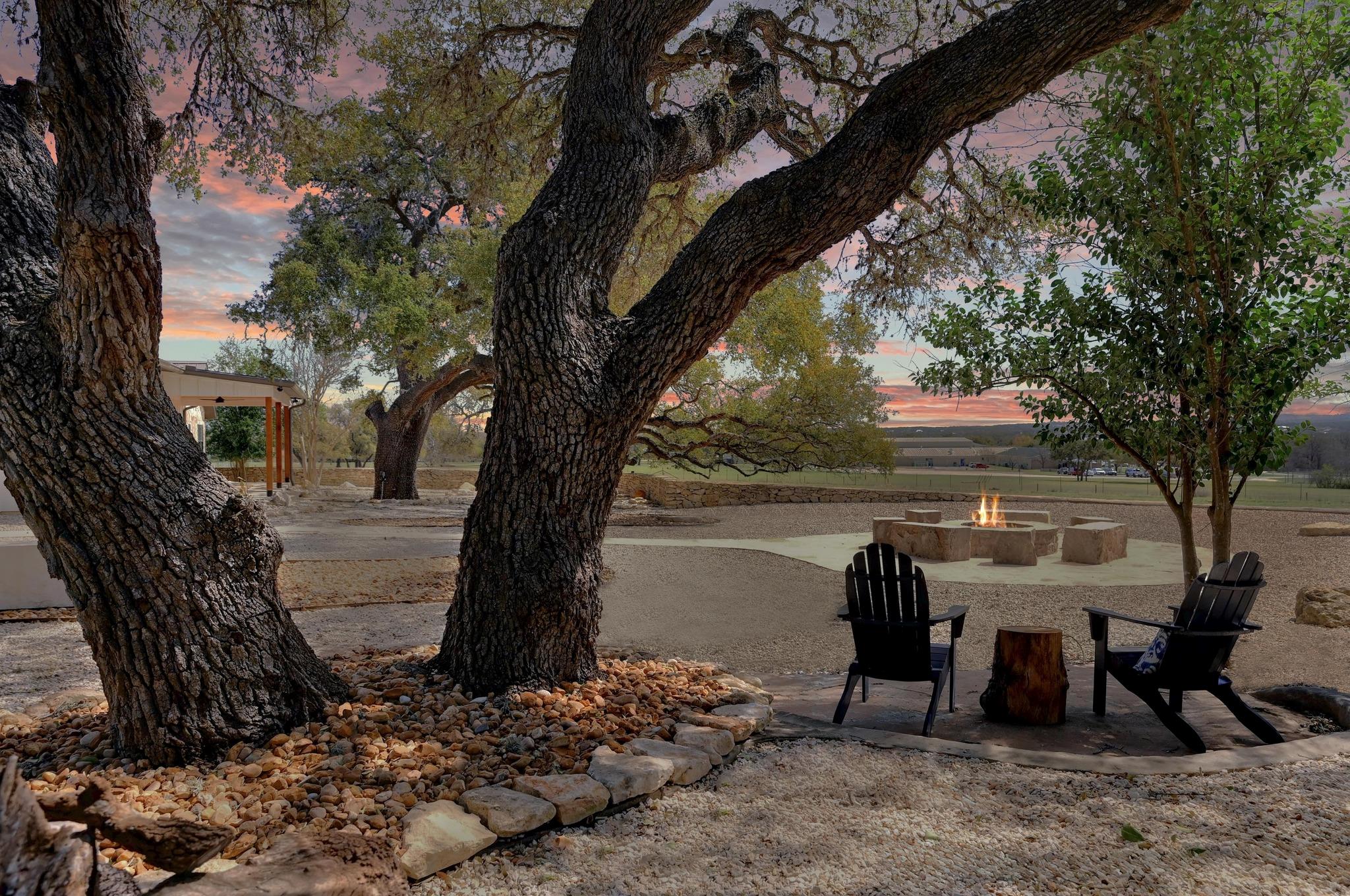 Image 2 of 35 For 1668 Rocky Road