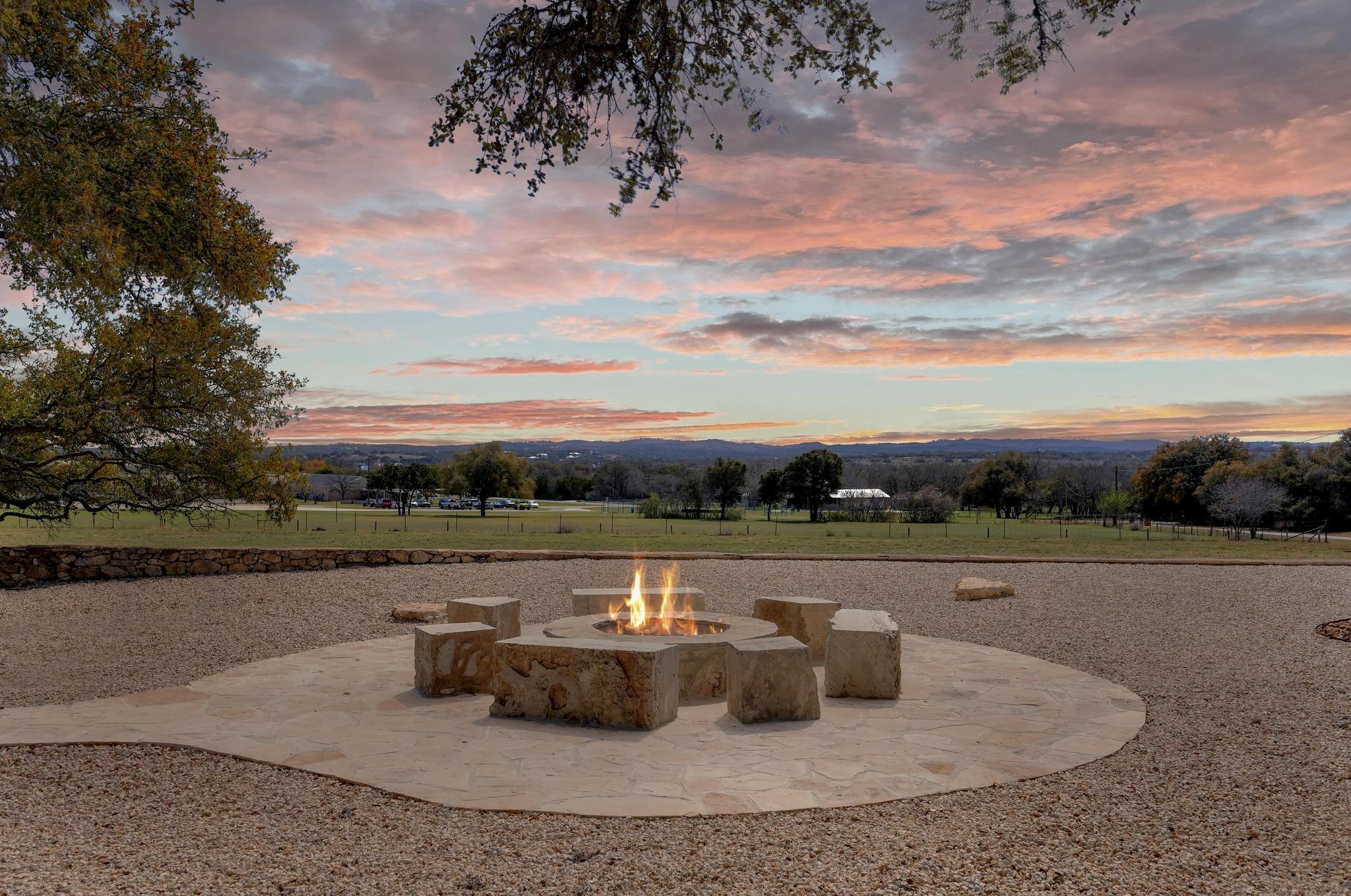 Image 3 of 35 For 1668 Rocky Road