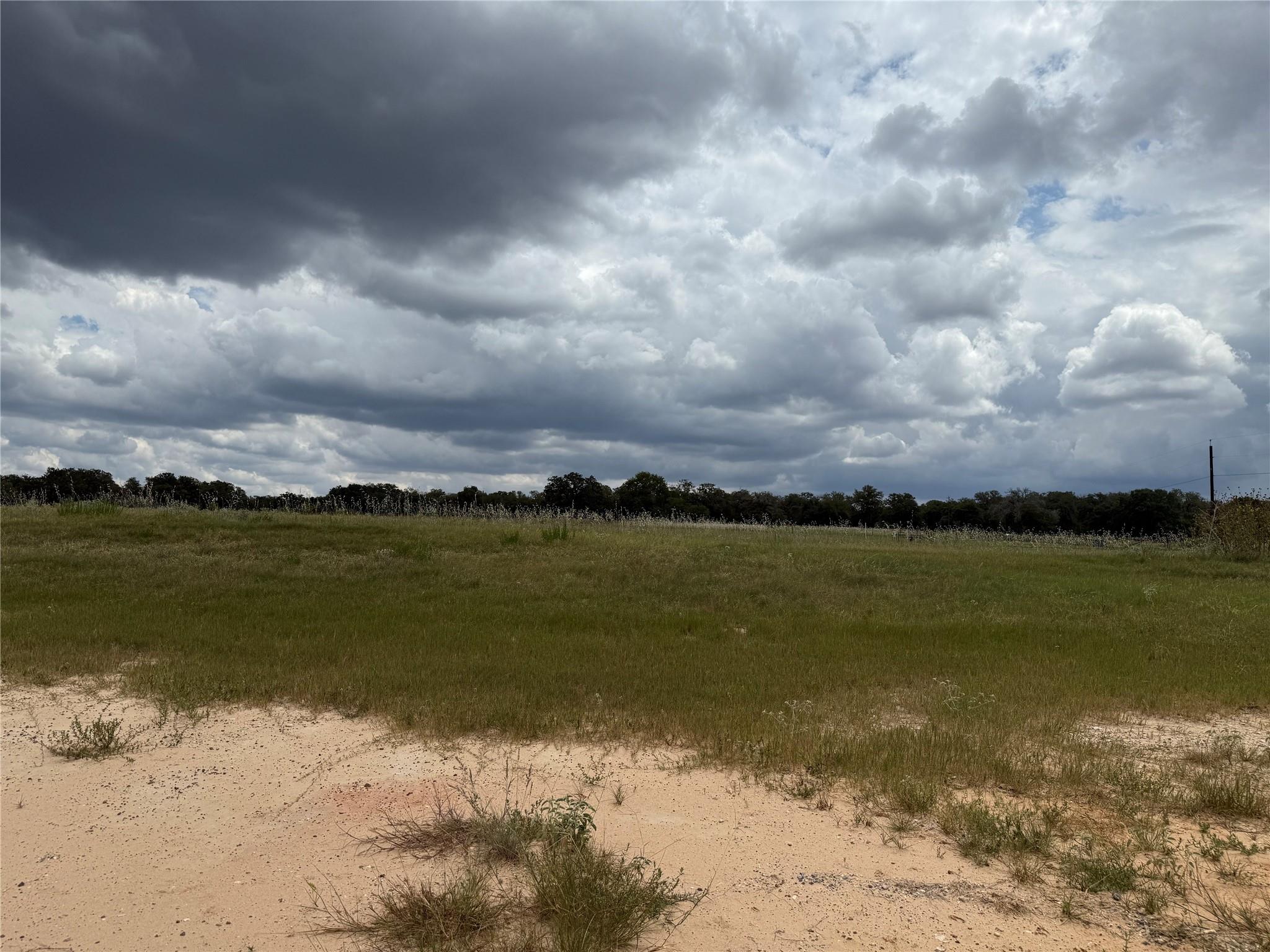 Image 5 of 17 For 386 Old Colony Rd