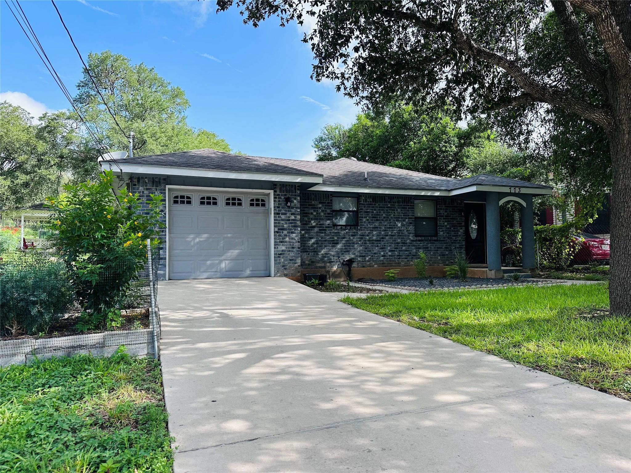 Details for 773 Mather St, New Braunfels, TX 78130