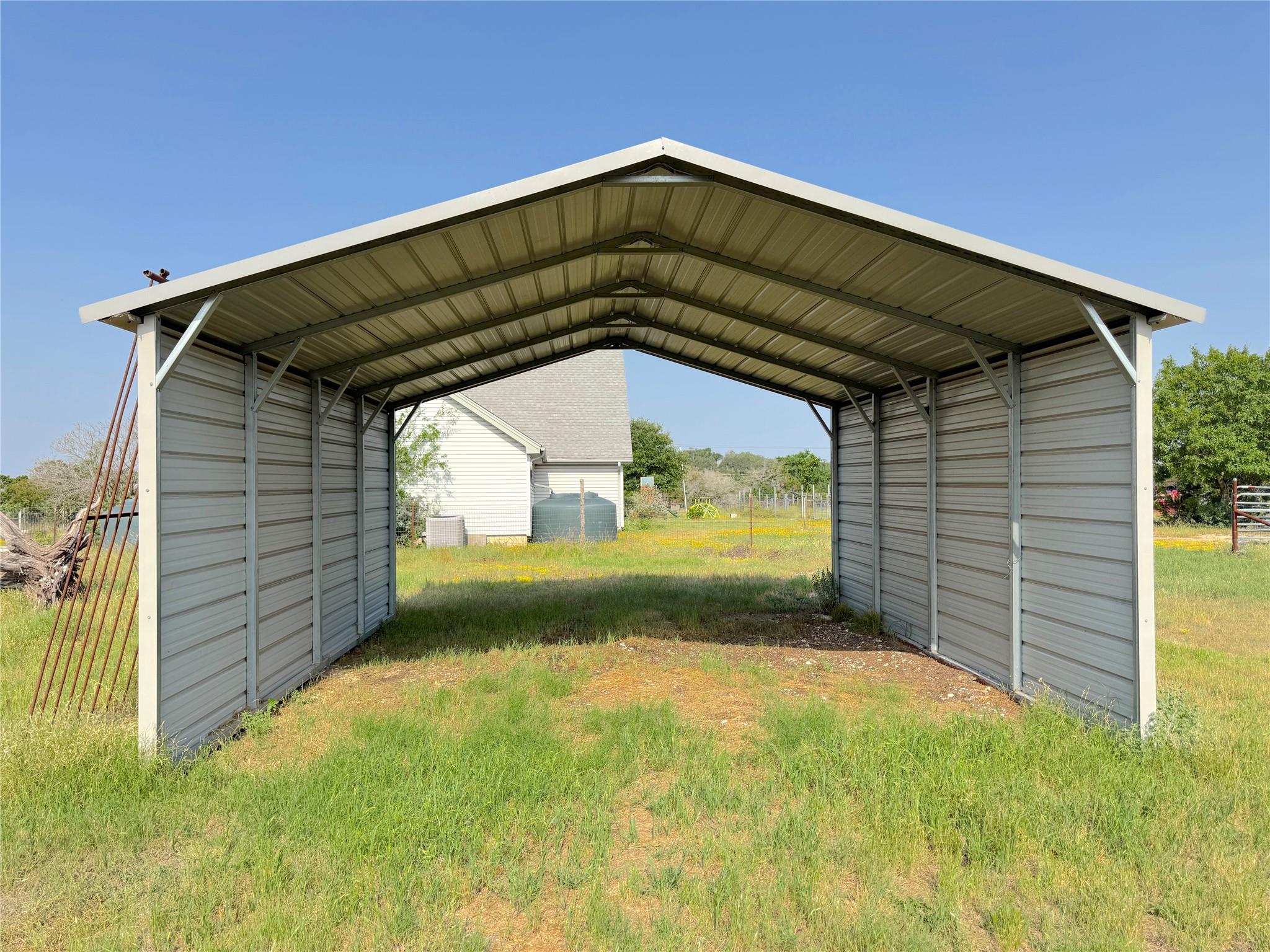 Image 36 of 39 For 12055 Rebecca Creek Rd