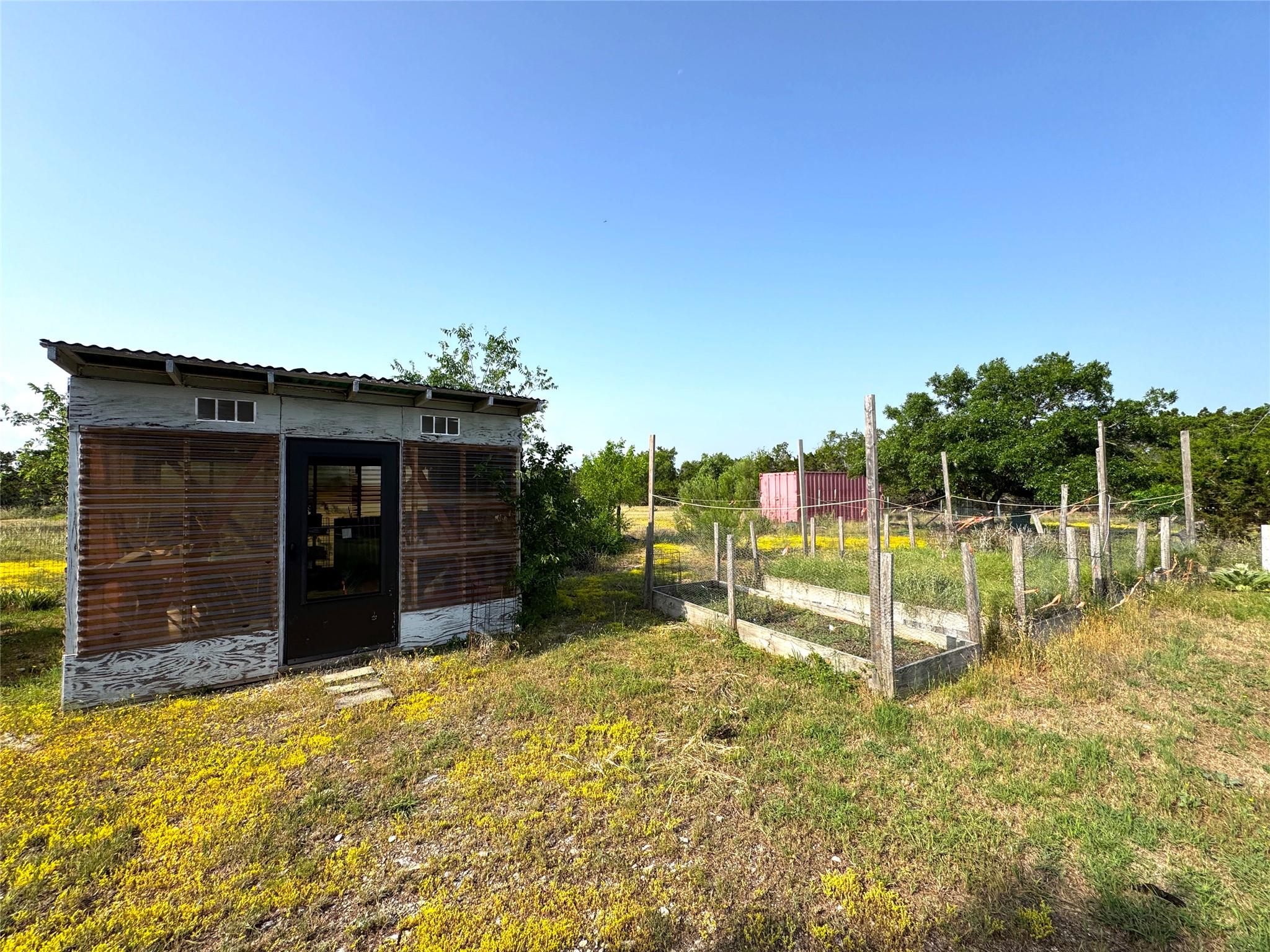 Image 37 of 39 For 12055 Rebecca Creek Rd