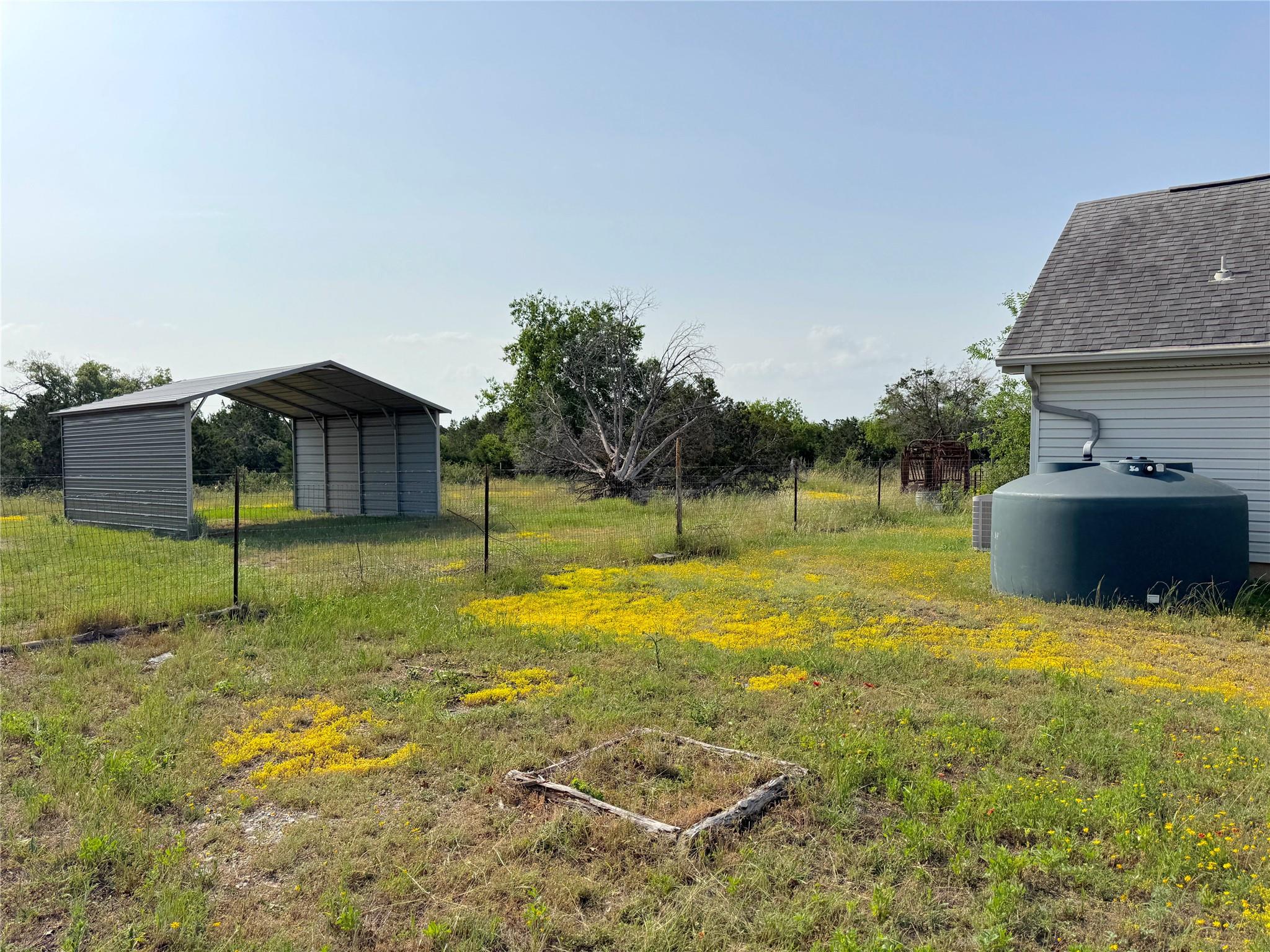 Image 7 of 39 For 12055 Rebecca Creek Rd