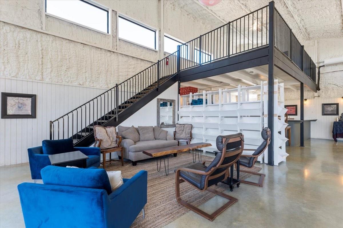 Image 14 of 40 For 272 Rocky Rd