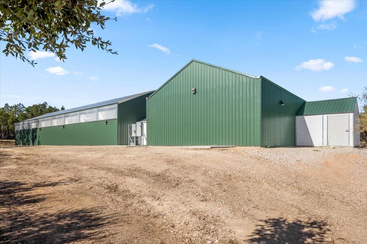 Image 24 of 40 For 272 Rocky Rd