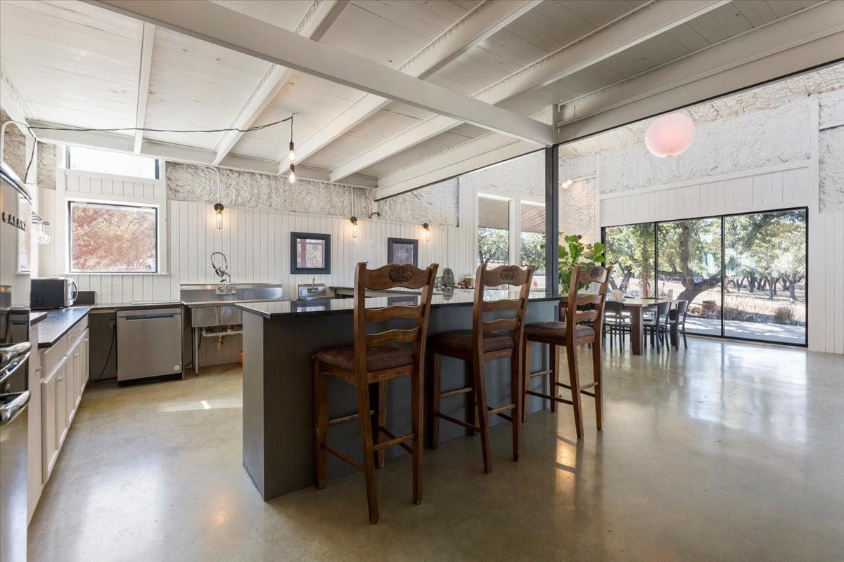 Image 9 of 40 For 272 Rocky Rd