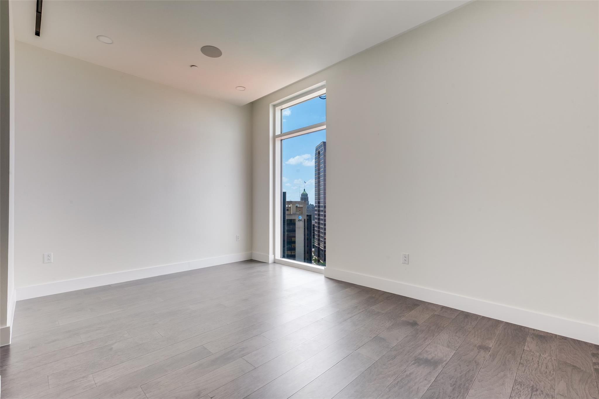 Image 7 of 12 For 123 Lexington Ave 1408