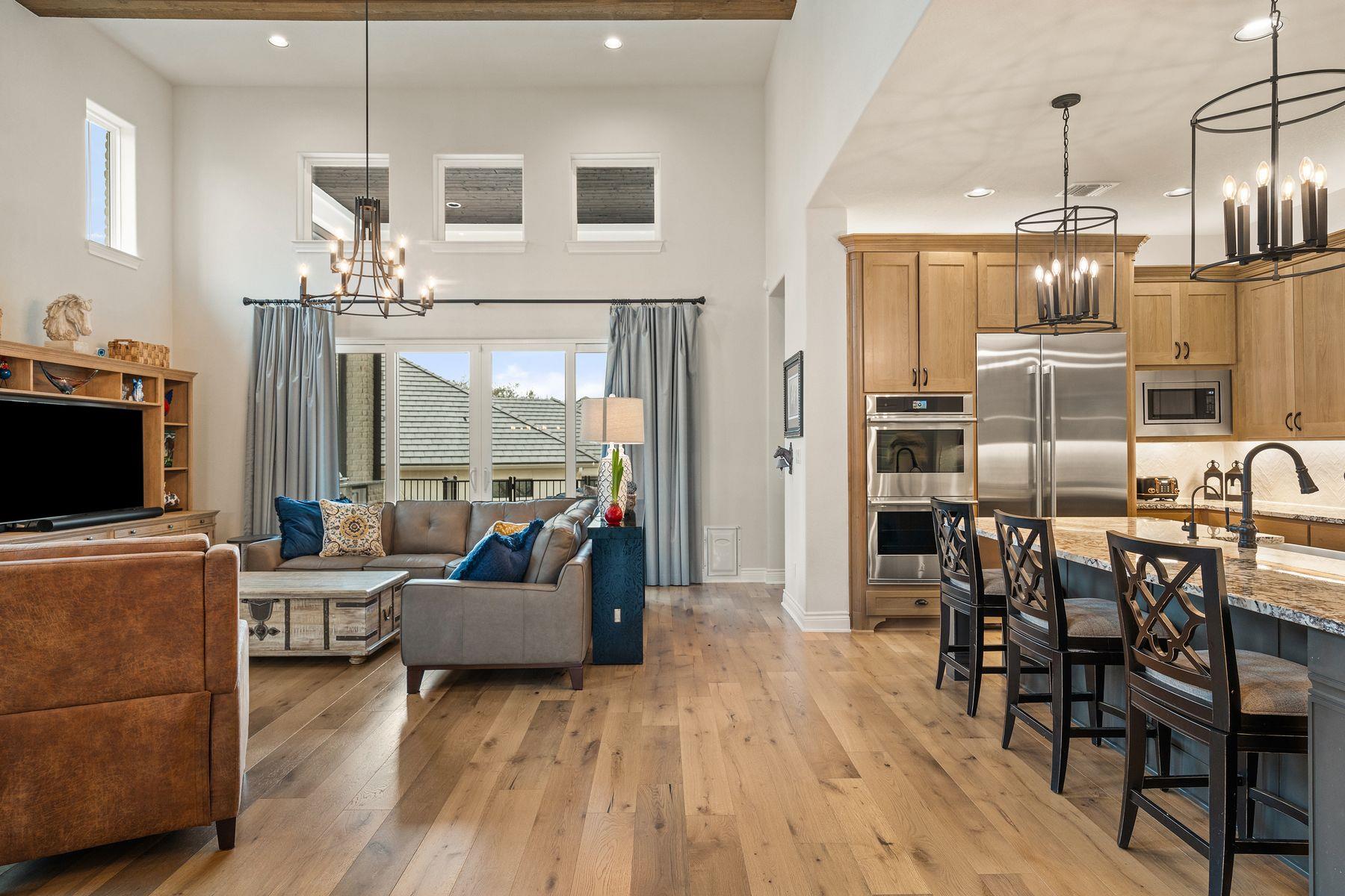 Image 15 of 35 For 1000 Flint Ridge Trl