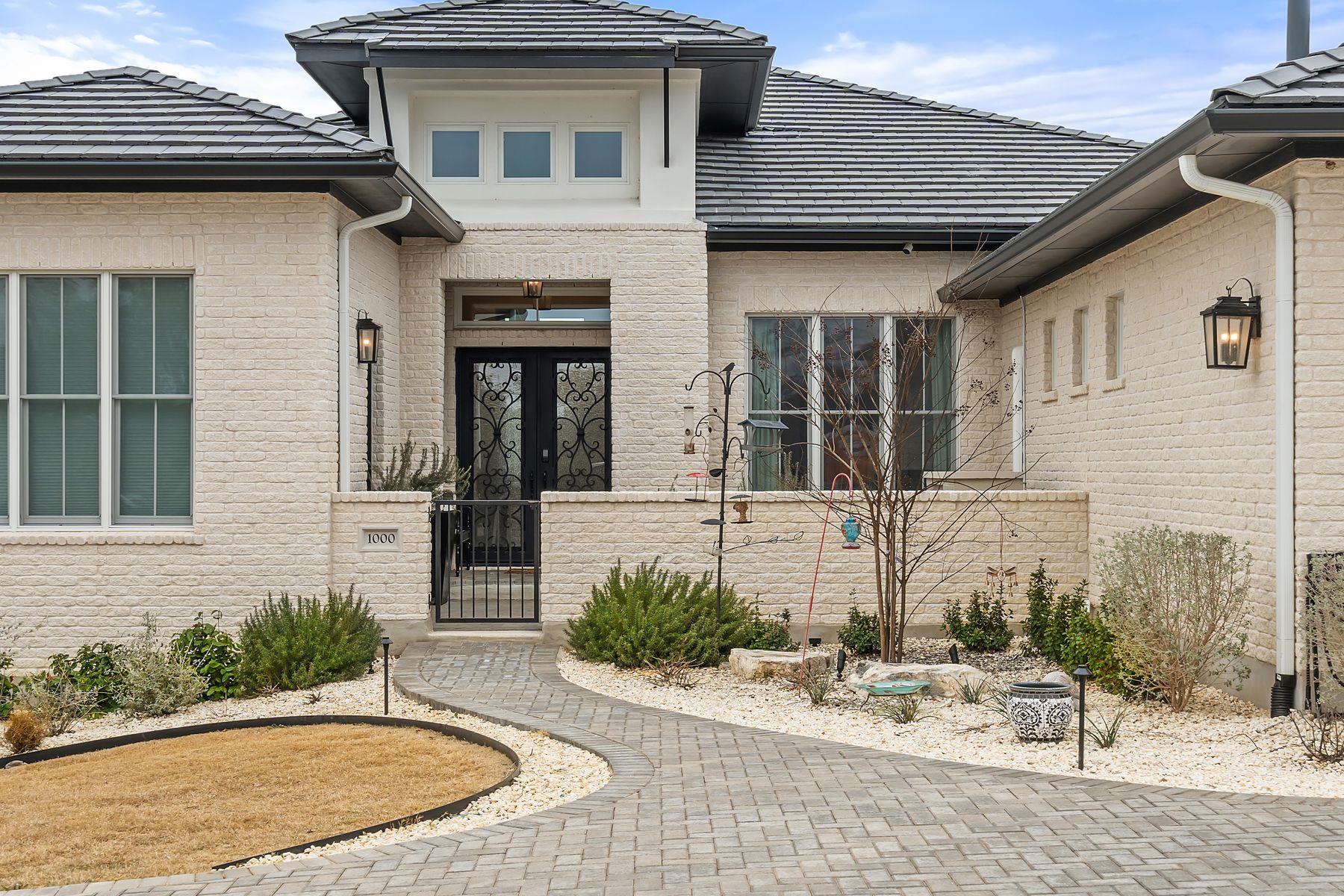 Image 4 of 35 For 1000 Flint Ridge Trl