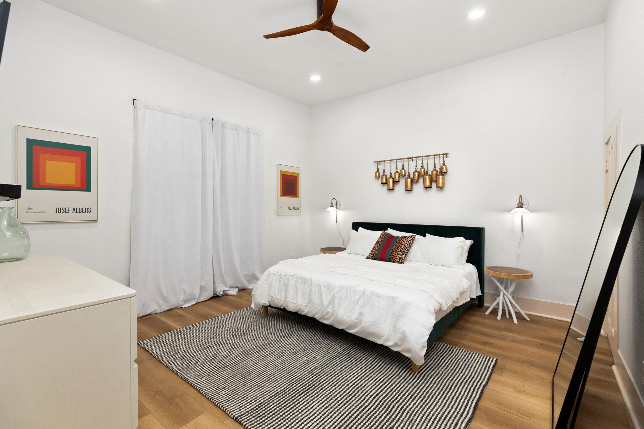 Image 16 of 24 For 110 Craig Pl 1