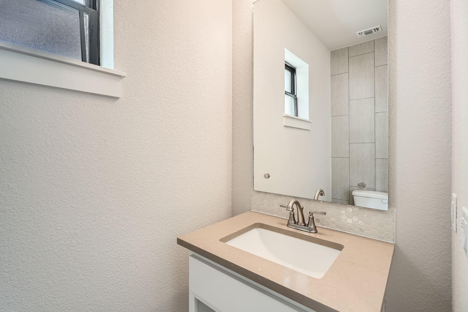 Image 14 of 28 For 9027 Cattle Baron Path