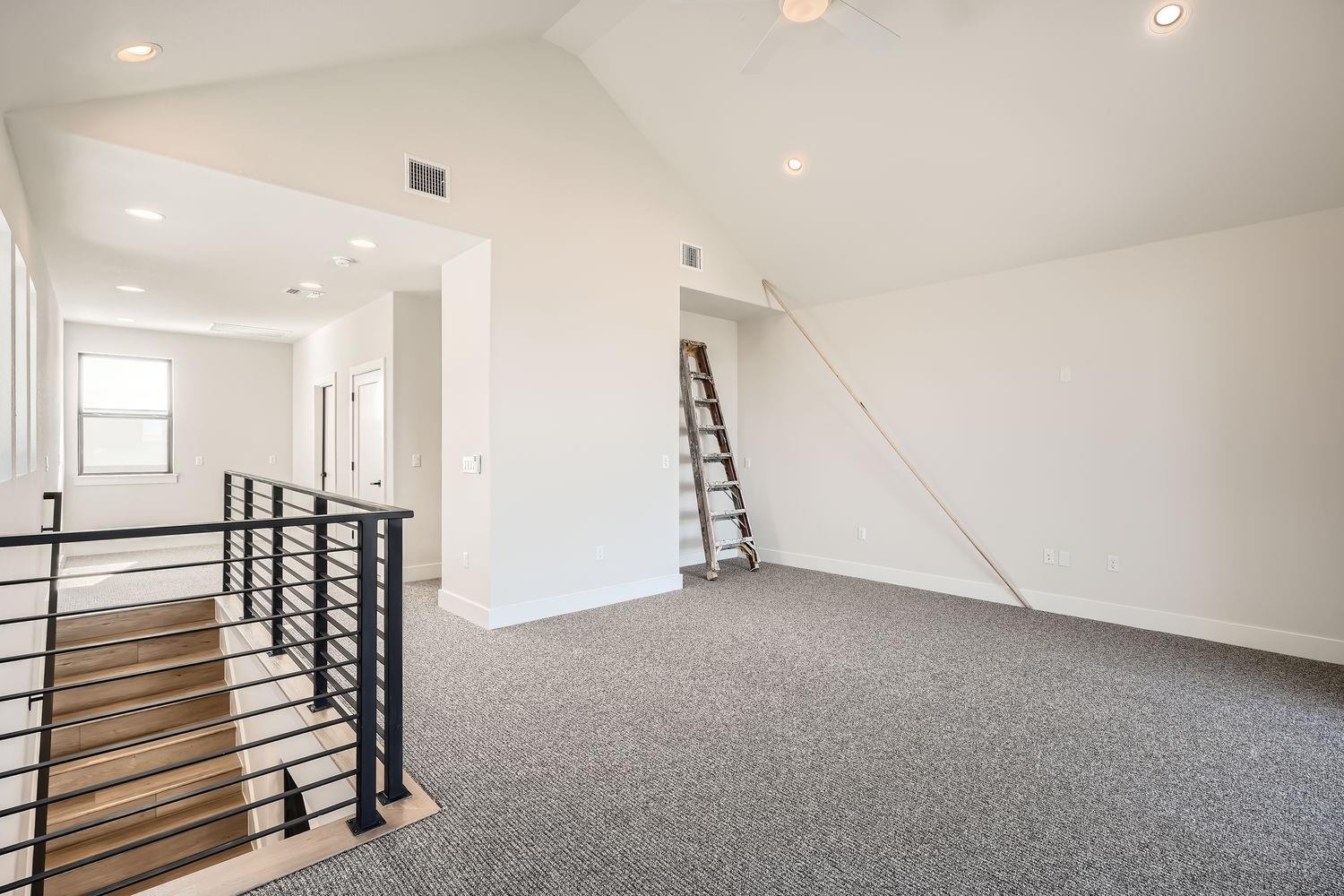 Image 23 of 28 For 9027 Cattle Baron Path