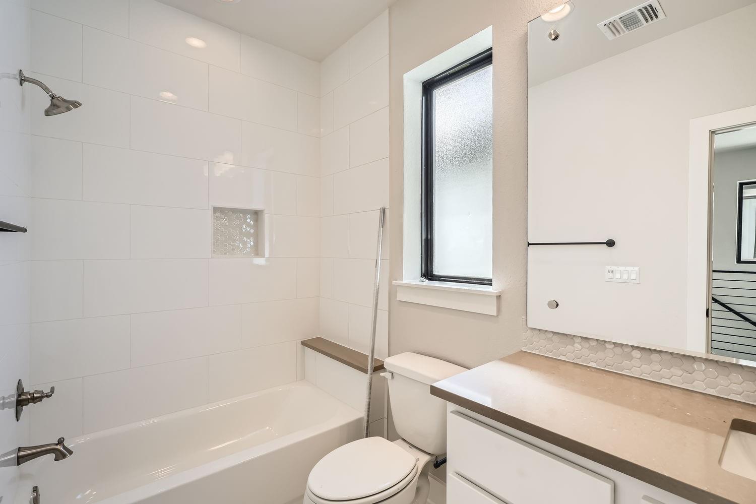 Image 24 of 28 For 9027 Cattle Baron Path