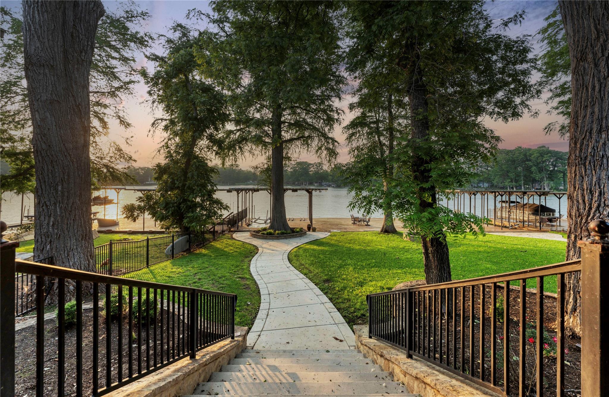 Image 33 of 40 For 368 Rancho Rd