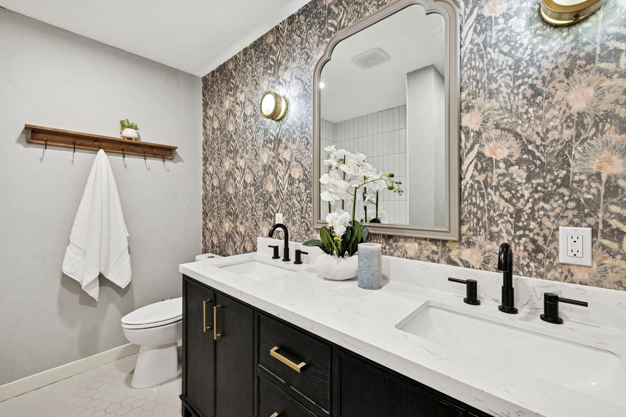 Image 18 of 35 For 7435 Hummingbird Hill Ln