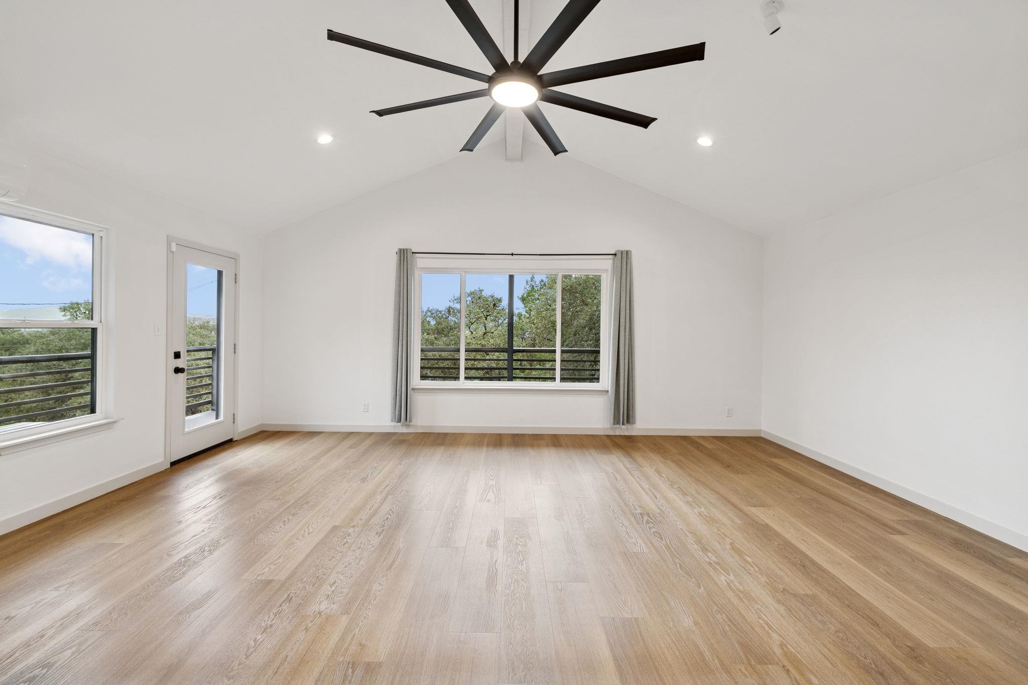 Image 22 of 35 For 7435 Hummingbird Hill Ln